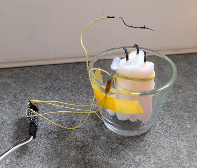 Complete capacitive sensing setup with CH32V003 microcontroller, candle triplet and LED